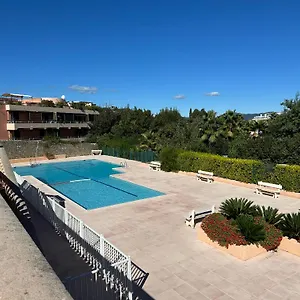 - 40 M2 Appartement